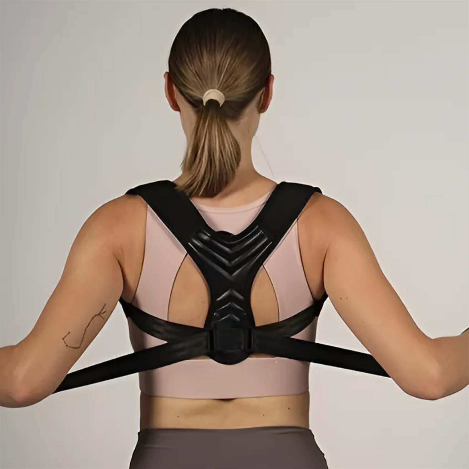 Back posture corrector with adjustable straps for women – The Fit Fab Co

